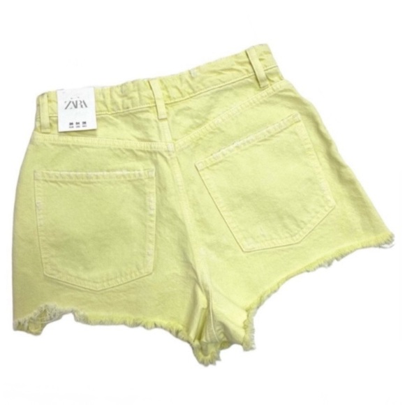 ZARA Frayed High Rise Distressed Denim Shorts Lemon Yellow Size 4 New with Tag - Picture 6 of 8